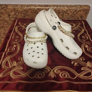 CROCS White Classic Clog with Pearl & Gold Chain Charms